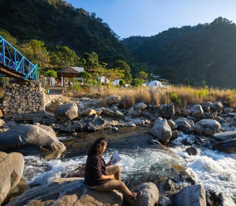 Gostops Dehradun, Maldevta Luaran gambar